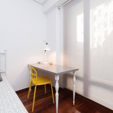 Apartamento Con Parking Privado Cerca De Zurriola San Sebastián Exterior photo