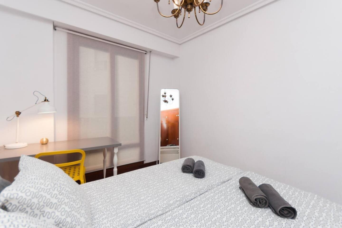 Apartamento Con Parking Privado Cerca De Zurriola San Sebastián Exterior photo